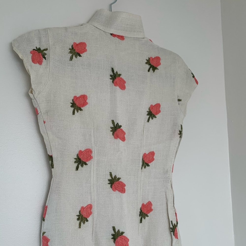 SOLD Rare Vintage 1950’s Floral Embroidered Raw Linen Lined Silk Cheongsam Dress - Picture 9 of 15